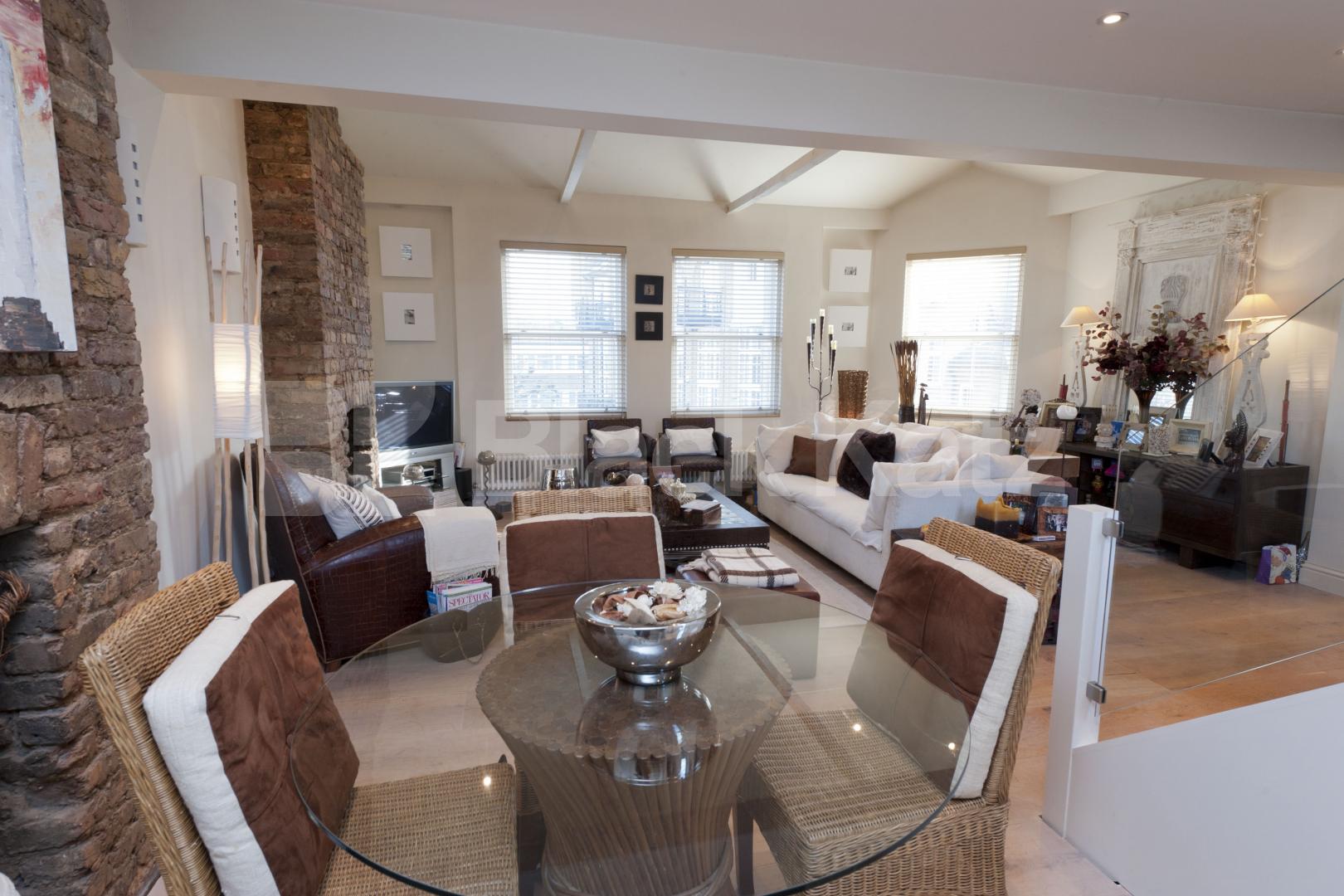 			NEW INSTRUCTION, 2 Bedroom, 1 bath, 1 reception House			 Battersea High Street, Battersea